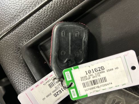 Used 2020 GMC Sierra 2500 Denali w/ Denali Ultimate Package image 21