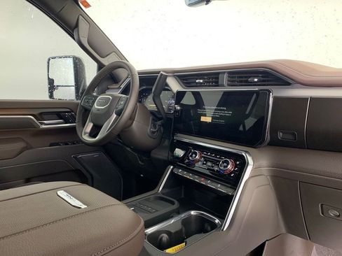 New 2026 GMC Sierra 2500 Denali w/ Denali Reserve Package image 27