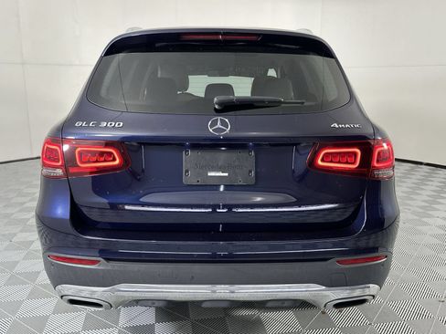 Used 2021 Mercedes-Benz GLC 300 4MATIC w/ Premium Package image 7