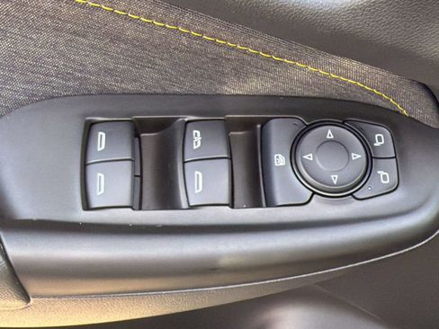 Used 2025 Chevrolet TrailBlazer ACTIV w/ Convenience Package FWD image 14