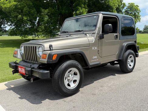 Used 2003 Jeep Wrangler X AWD/4WD image 37