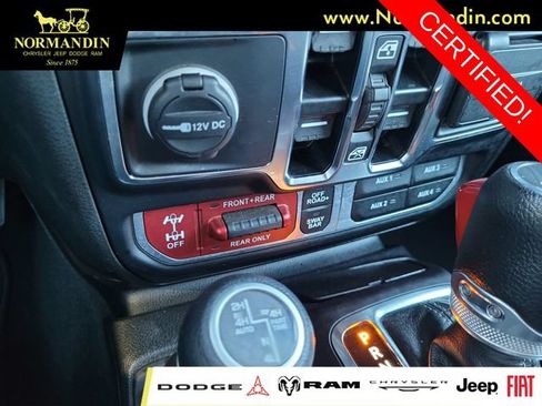 Certified 2024 Jeep Wrangler Unlimited Rubicon 4xe AWD/4WD image 13