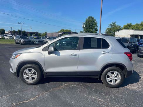 Used 2022 Chevrolet Trax LT AWD/4WD image 4