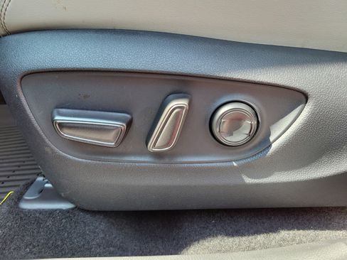 Used 2025 Toyota RAV4 XLE Premium w/ Weather Package FWD image 15