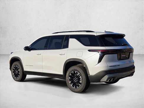 New 2026 Chevrolet Traverse Z71 w/ Driver Confidence Package image 10