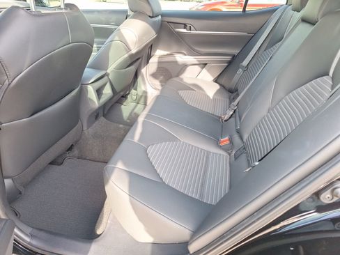 Used 2023 Toyota Camry SE image 28