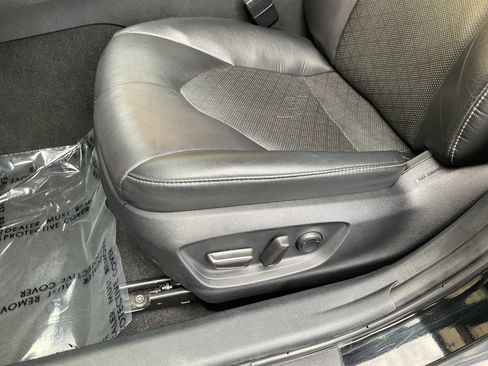 Used 2023 Toyota Camry XSE image 29