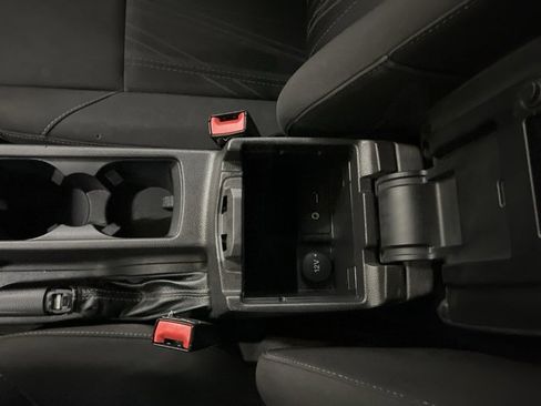 Used 2017 Ford Focus SE image 43