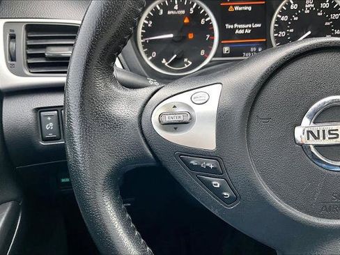 Certified 2019 Nissan Sentra SV image 22