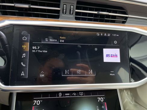 Used 2022 Audi A6 2.0T Premium w/ Convenience Package image 16