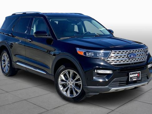 Used 2023 Ford Explorer Limited AWD/4WD image 4