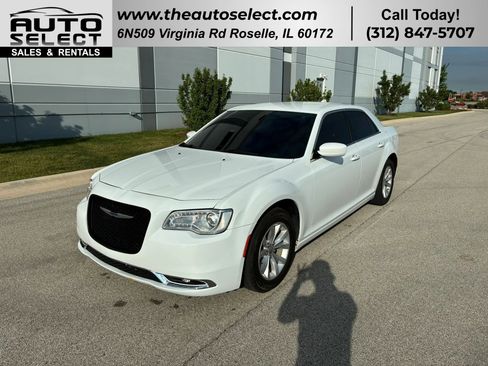Used 2021 Chrysler 300 Touring RWD image 1