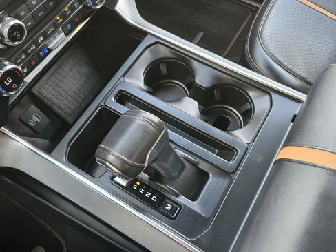 Used 2021 Ford F150 Platinum image 15