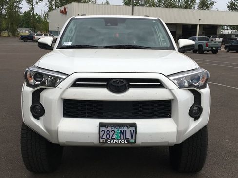 Used 2021 Toyota 4Runner SR5 w/ Wilderness Package (TMS) AWD/4WD image 9