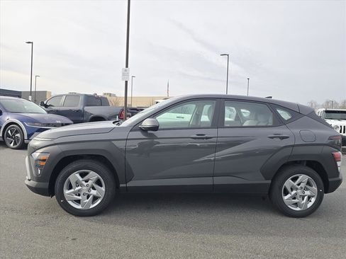 New 2026 Hyundai Kona SE image 6