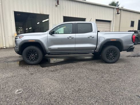 New 2026 GMC Canyon Elevation w/ Convenience Package image 3