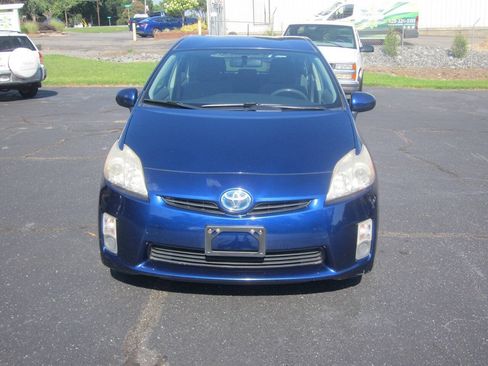 Used 2010 Toyota Prius Three FWD image 3