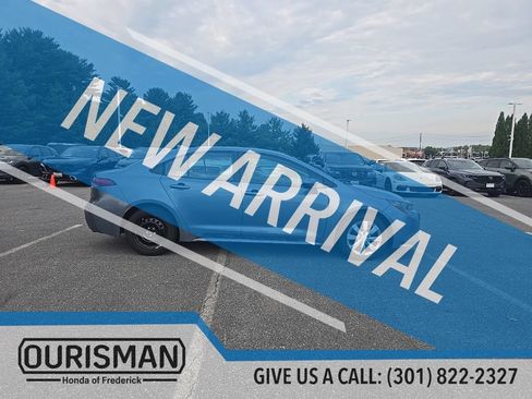 Used 2020 Toyota Corolla LE FWD image 9