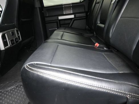 Used 2019 Ford F250 Lariat w/ Lariat Ultimate Package AWD/4WD image 16