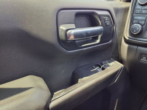Used 2019 Chevrolet Silverado 1500 W/T w/ WT Convenience Package AWD/4WD image 16
