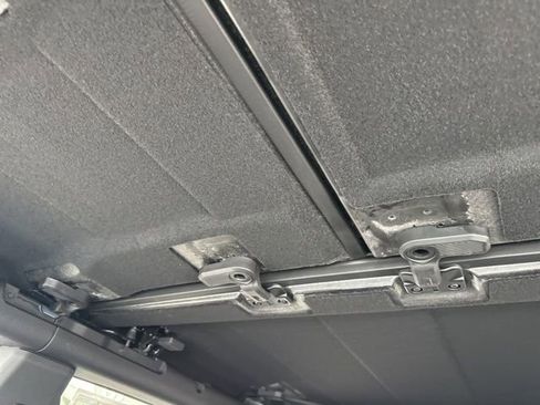 New 2025 Ford Bronco Badlands w/ Sasquatch Package AWD/4WD image 34