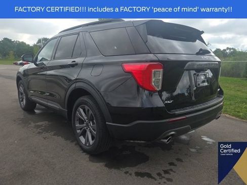 Used 2024 Ford Explorer XLT w/ Equipment Group 202A AWD/4WD image 20