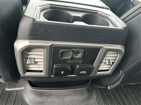 Used 2020 Ford F150 Platinum image 21