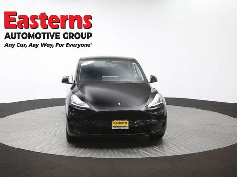 Used 2021 Tesla Model Y Long Range AWD/4WD image 46