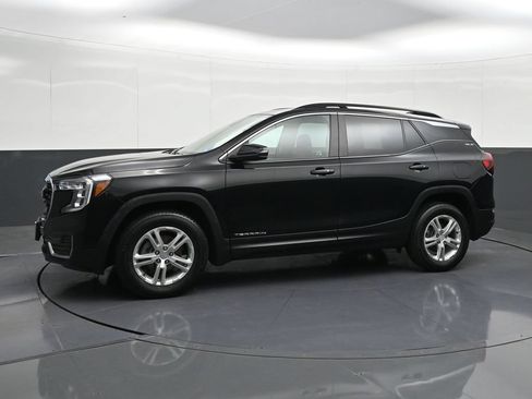 Certified 2023 GMC Terrain SLE w/ Driver Convenience Package AWD/4WD image 1