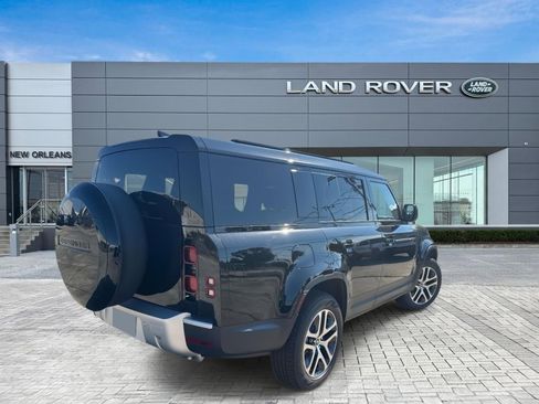 New 2025 Land Rover Defender 130 S AWD/4WD image 5