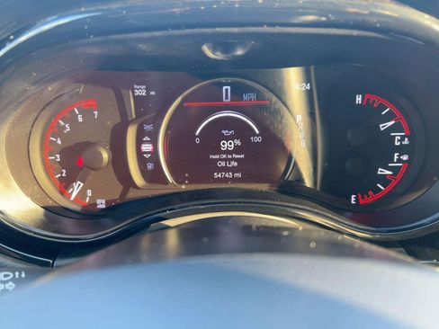 Used 2023 Dodge Durango SXT image 14