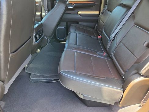 Used 2023 GMC Sierra 1500 Denali w/ Denali Reserve Package AWD/4WD image 12