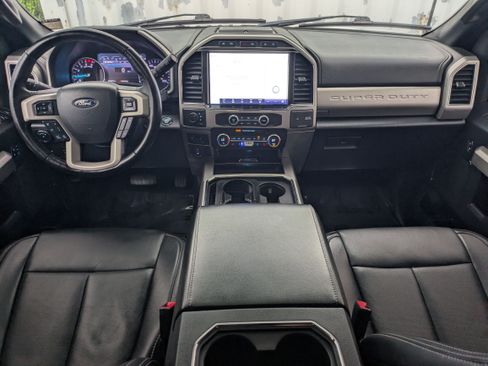 Used 2022 Ford F350 Lariat w/ Lariat Ultimate Package AWD/4WD image 17