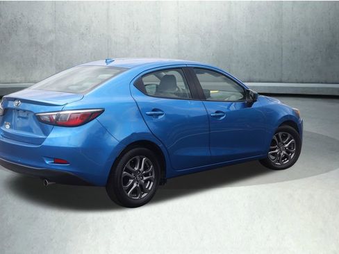 Used 2020 Toyota Yaris LE FWD image 7
