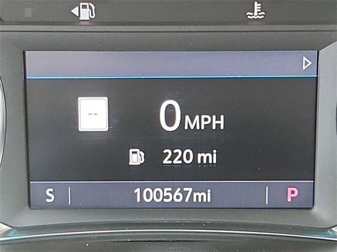 Certified 2023 Chevrolet Traverse RS image 12