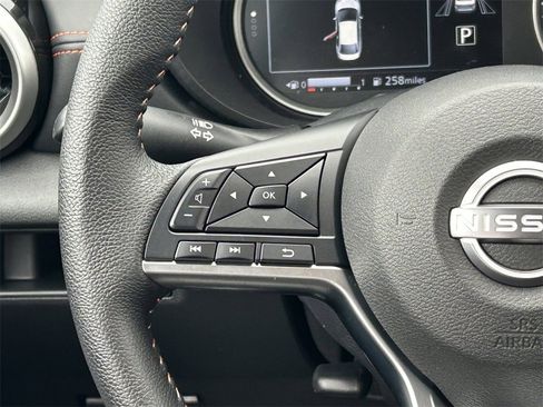 Used 2025 Nissan Versa SR w/ Trunk Package image 20