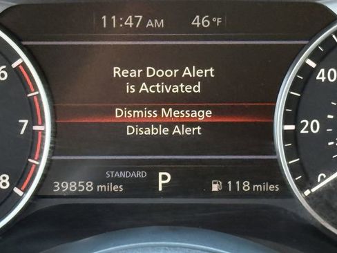 Used 2023 Nissan Rogue S image 14