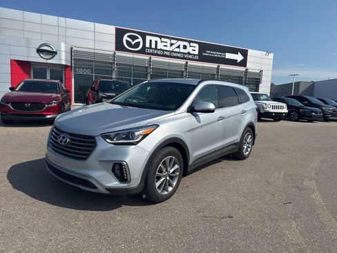 Used 2017 Hyundai Santa Fe Limited w/ Cargo Package AWD/4WD image 1