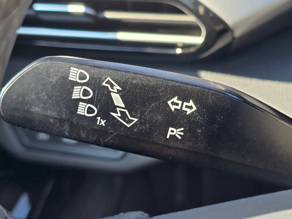 Used 2023 Volkswagen ID.4 Pro S AWD/4WD image 38