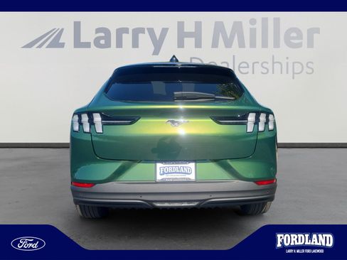 Used 2026 Ford Mustang Mach-E Premium AWD/4WD image 4