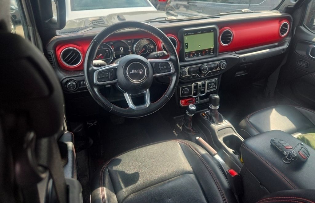 Used 2021 Jeep Gladiator Rubicon AWD/4WD image 7