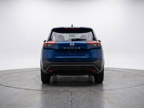 Used 2025 Nissan Rogue SV AWD/4WD image 7