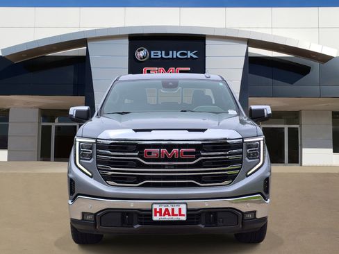 Used 2024 GMC Sierra 1500 SLT AWD/4WD image 2