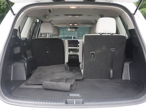 Used 2024 Kia Telluride S AWD/4WD image 19
