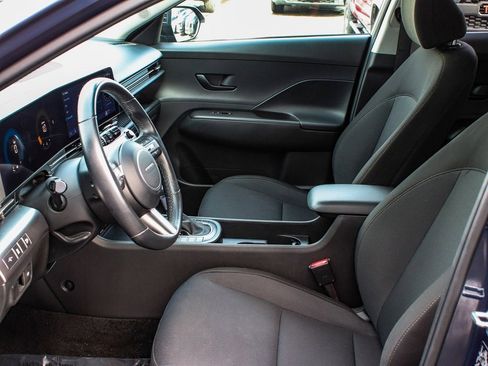 Used 2025 Hyundai Kona SEL image 30