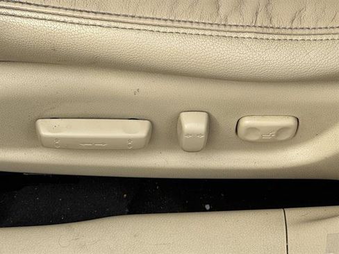 Used 2011 Honda Crosstour EX-L image 16