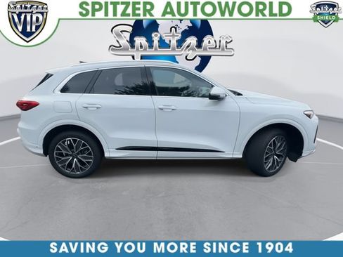 Used 2025 Audi Q5 Premium Plus w/ Premium Plus AWD/4WD image 10