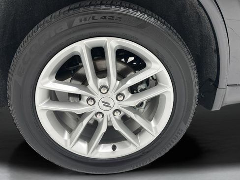 Used 2025 Dodge Durango GT AWD/4WD image 7