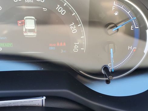 Certified 2025 Toyota RAV4 LE image 24