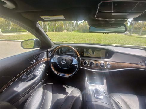Used 2015 Mercedes-Benz S 550 Sedan image 26